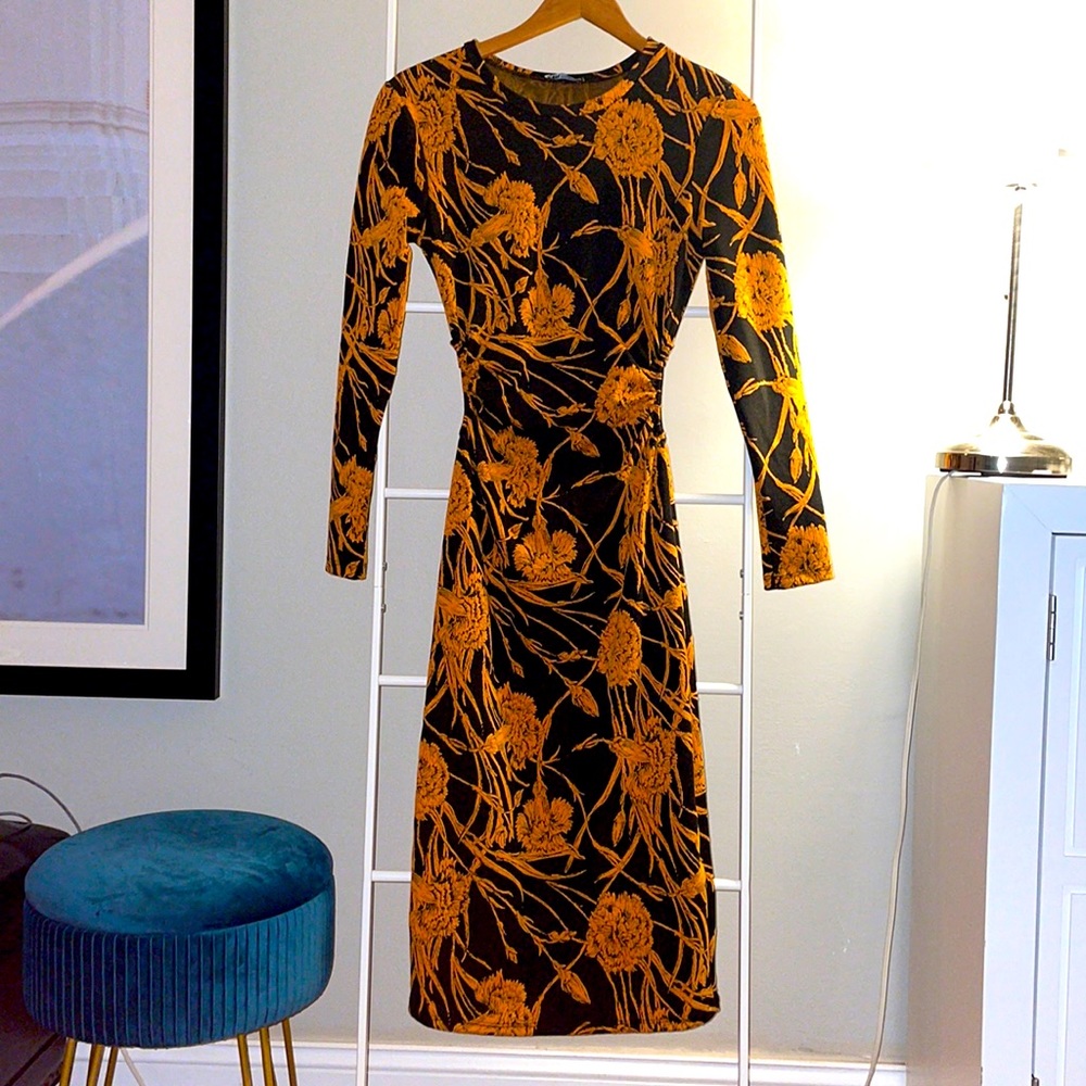 ZARA Woman's CUT OUT JACQUARD DRESS Size SM Midi